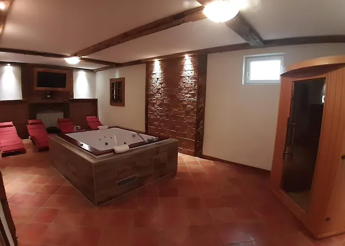 Schoenberghuette By Interhome Lachtal